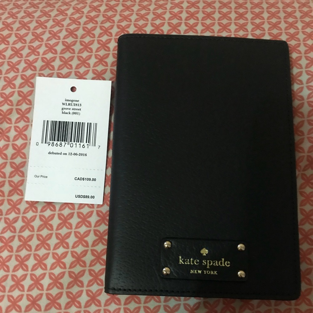 NWT Kate Spade passport holder